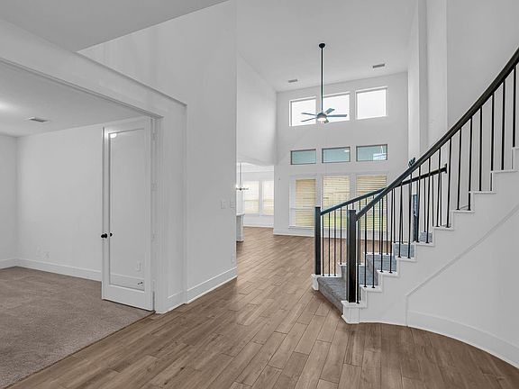 4th image of 23604 Olive Creek Ln