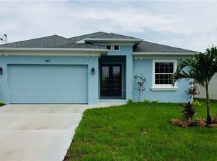 370 Baytree Dr, Rotonda West, FL 33947