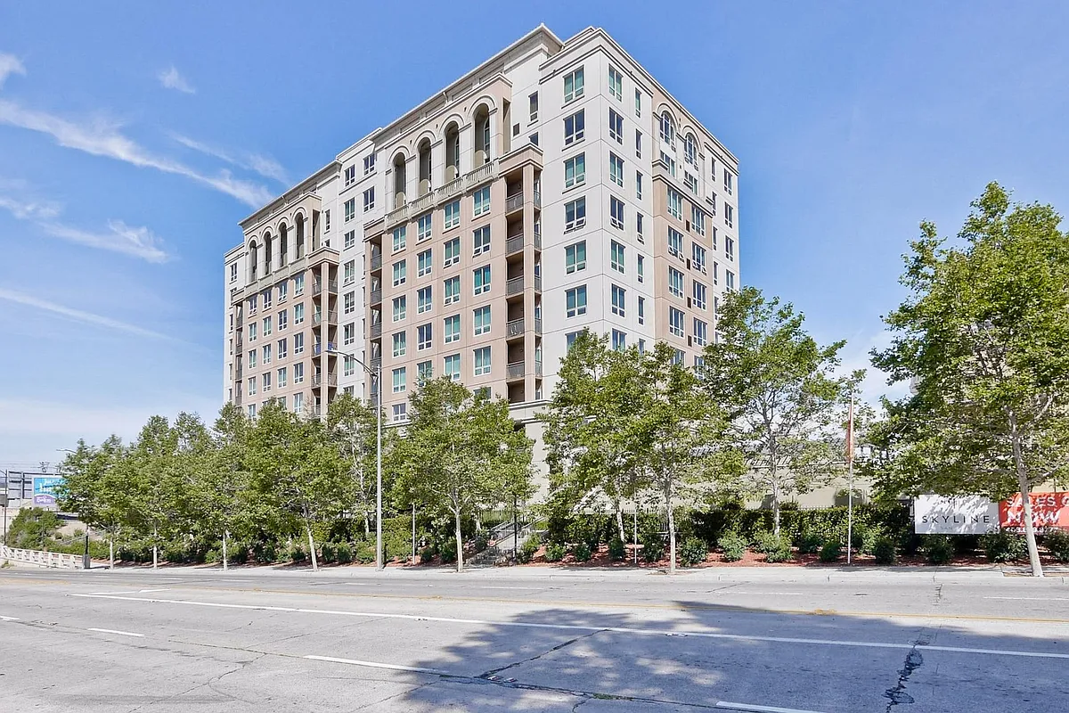 Building Photo - 1375 Lick Ave #329
