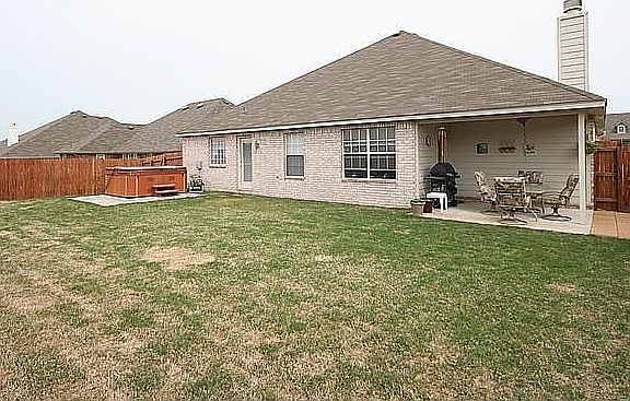 Backyard, Hot Tub/Storag