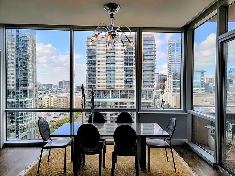 2200 Victory Ave #1001 — Photo 3