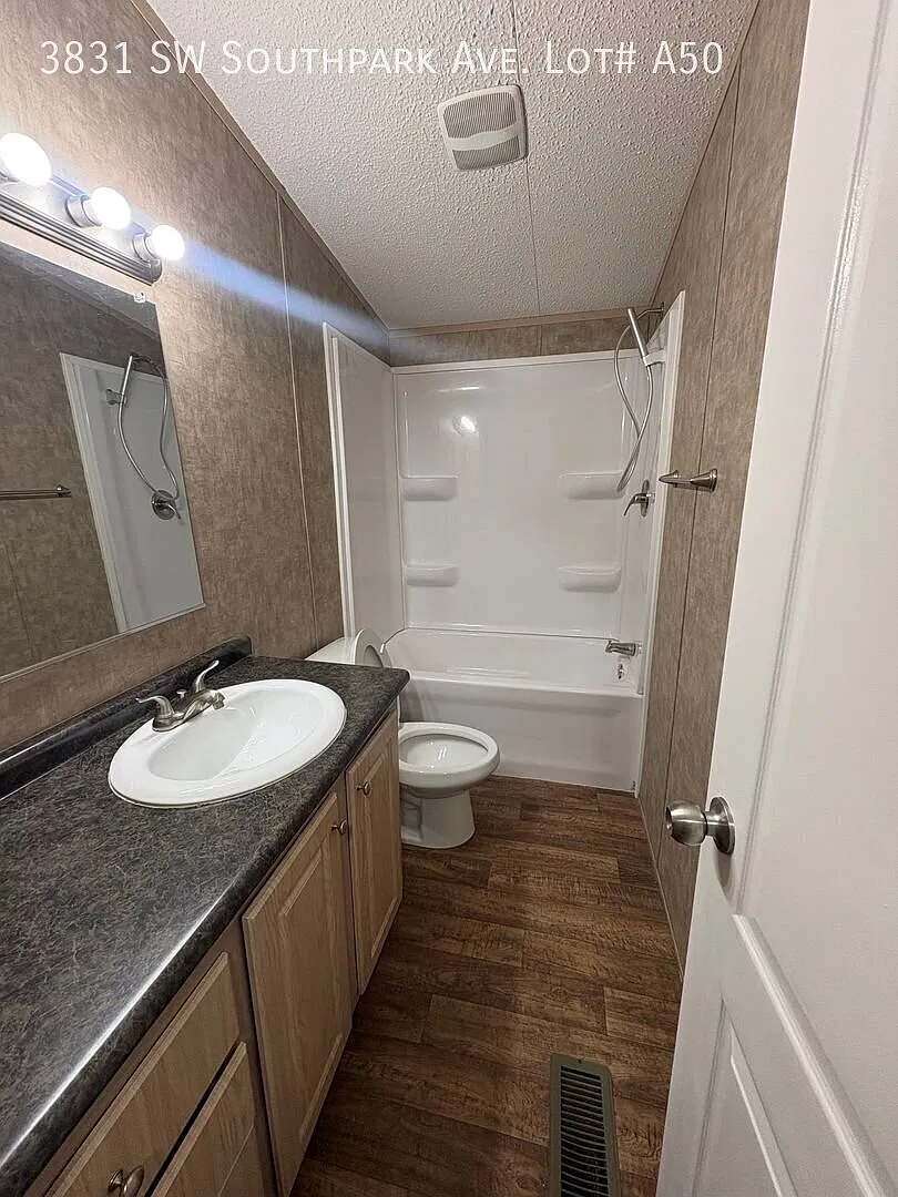 3 bedroom 2 bathroom home now available for lease to own or rent! — Photo 3