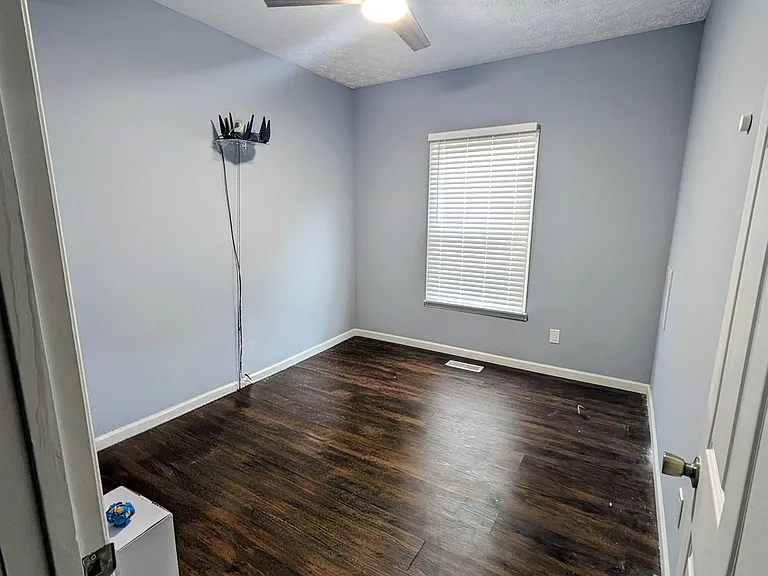601 Arthur St — Photo 12