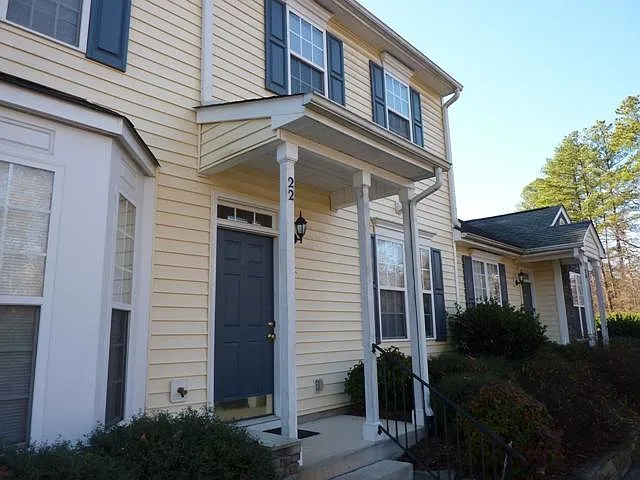 844 Horton Rd — Photo 3