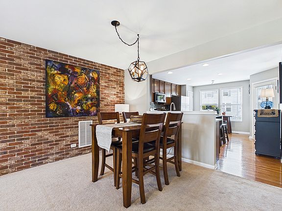 3rd image of 3402 Neubauer Cir