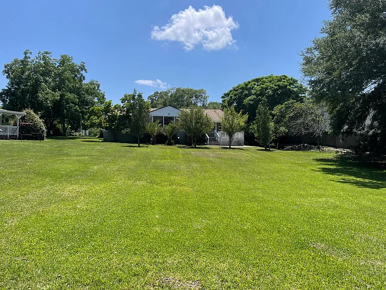 2123 University Blvd S — Photo 26