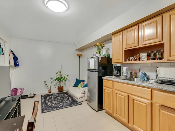 3218 Pleasant Avenue image 32 of 44