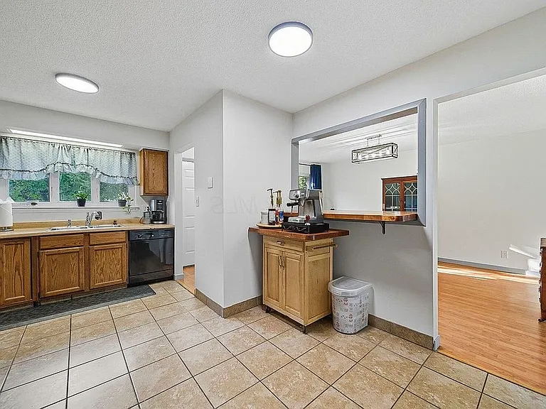 2706 Maywood Dr #1 — Photo 9