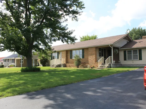402 W Terrace Ln, Woodbury, TN 37190