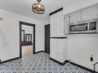 246 E 156th St #1, Cleveland, OH 44110