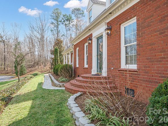 4th image of 4125 Hideaway Ct NE