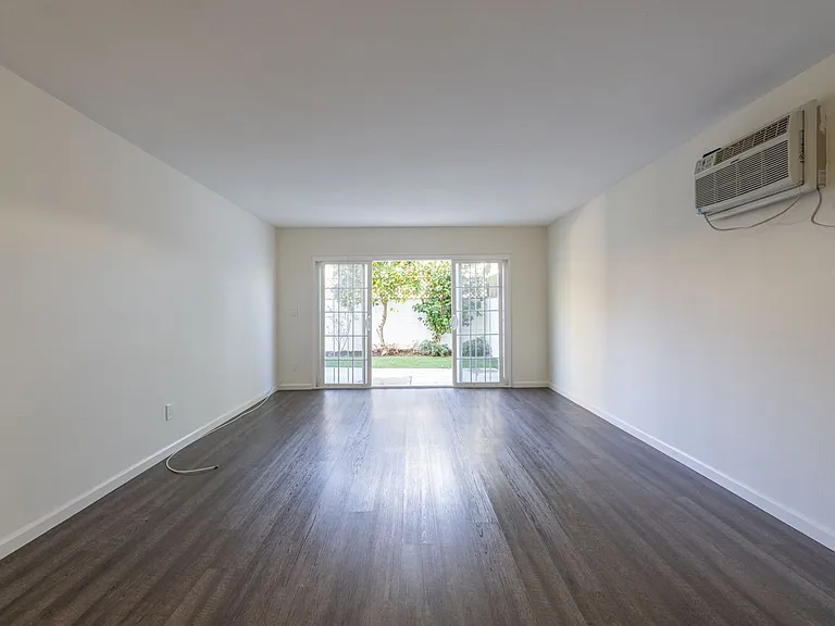 10725 Acama St — Photo 108