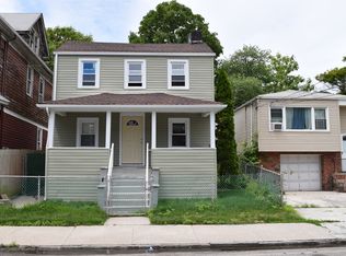 220 Gordon St, Staten Island, NY 10304