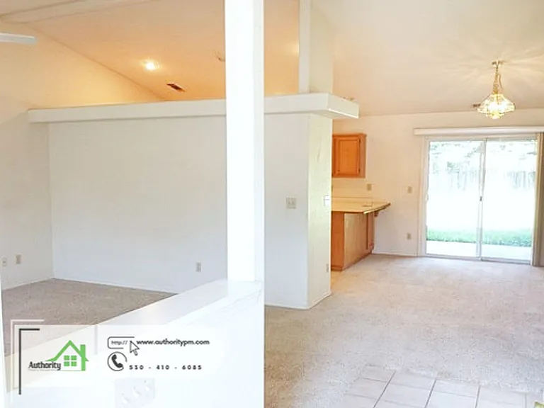 3323 Forest Homes Dr — Photo 2