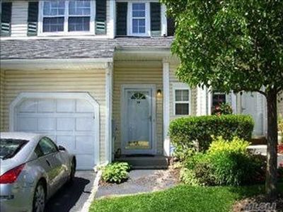 28 Scarborough Dr, Smithtown, NY, 11787