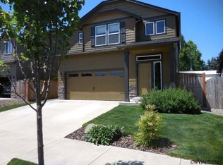 524 Adam St NW, Albany, OR 97321