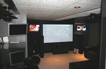 4th image of 5272 Finch Ln