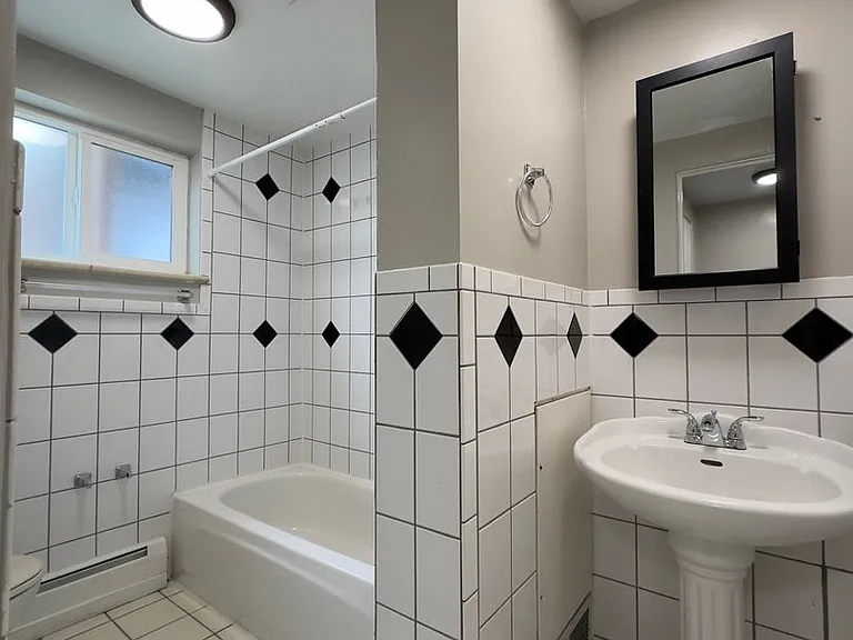 1679 Reed St — Photo 45