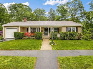 29 Albany Cir, Beverly, MA 01915