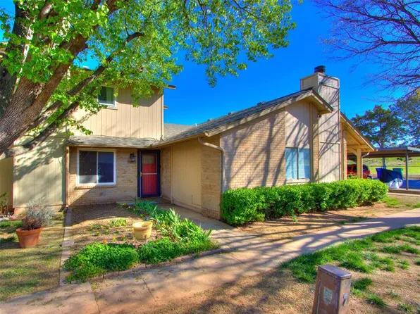 9652 Hefner Village Blvd, Oklahoma City, OK 73162