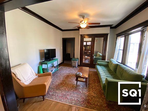 2nd image of 3518 N Broadway St #3524-2S
