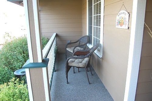 3rd image of 1826 Meixner St NE