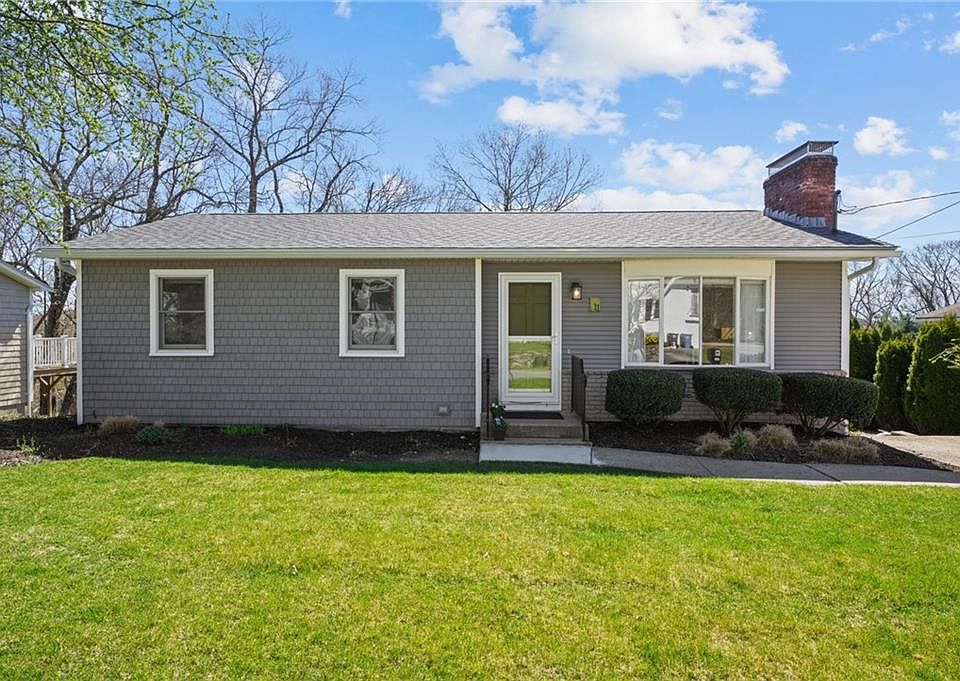 11 Old Phenix Ave, Cranston, RI 02920 Zillow