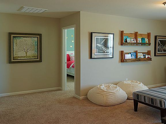 photo is a similar home