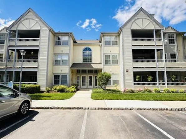 204 Salem Ct APT 11, Princeton, NJ 08540