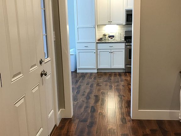 5th image of 962 W Baywood Dr