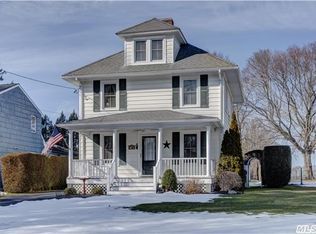 15825 Main Rd, Mattituck, NY 11952