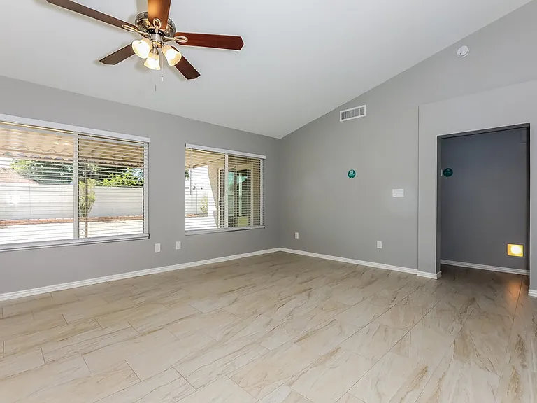 4401 E Scott Ave — Photo 4