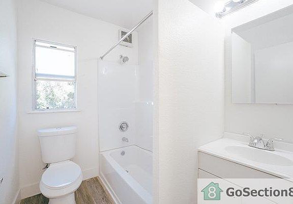 4th image of 2718 Ec Reems Ct APT 2A