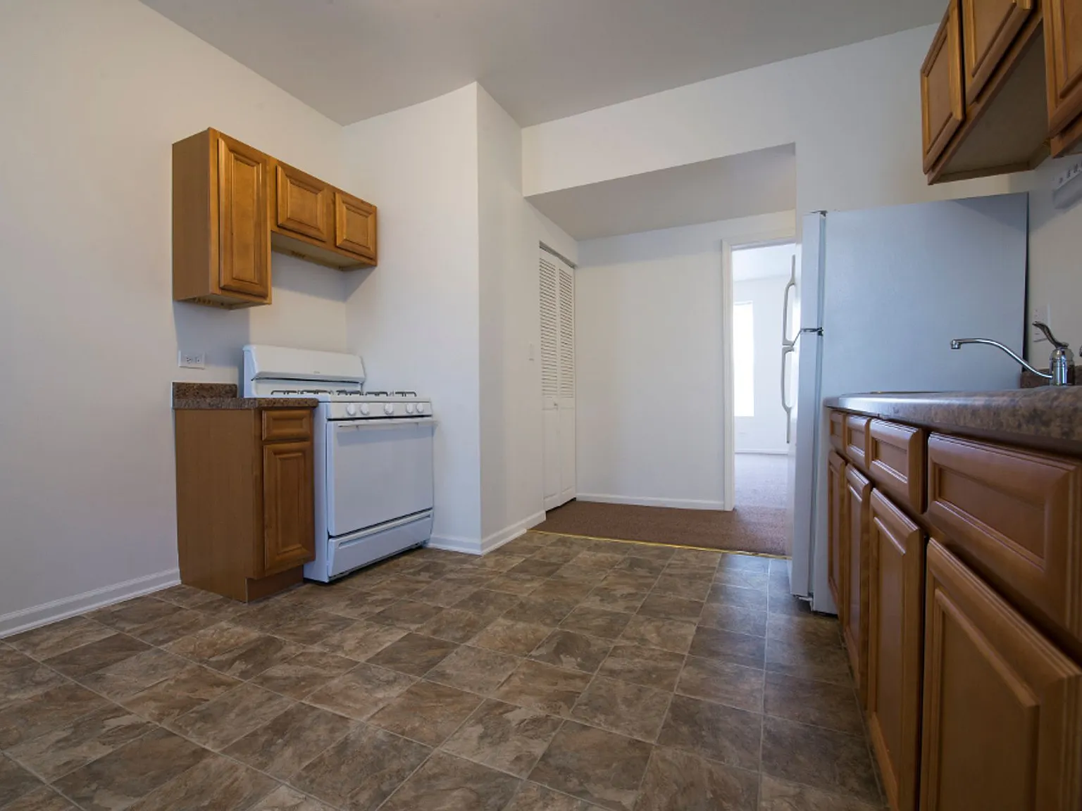 3454 W Lexington — Photo 4