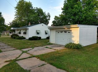 184 Anne St, Clintonville, WI 54929