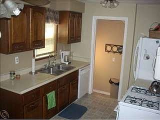 2nd image of 13511 Rosedale St
