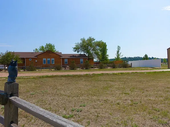 10 Happy Cabin Rd, Moorcroft, WY 82721