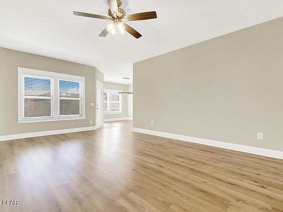 3rd image of 298 Hugh Thomas Dr