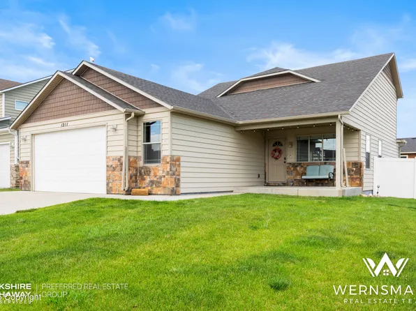 1211 Cattail Dr, Gillette, WY 82718