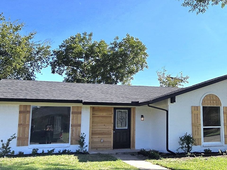 1st image of 3236 Rockne Ln