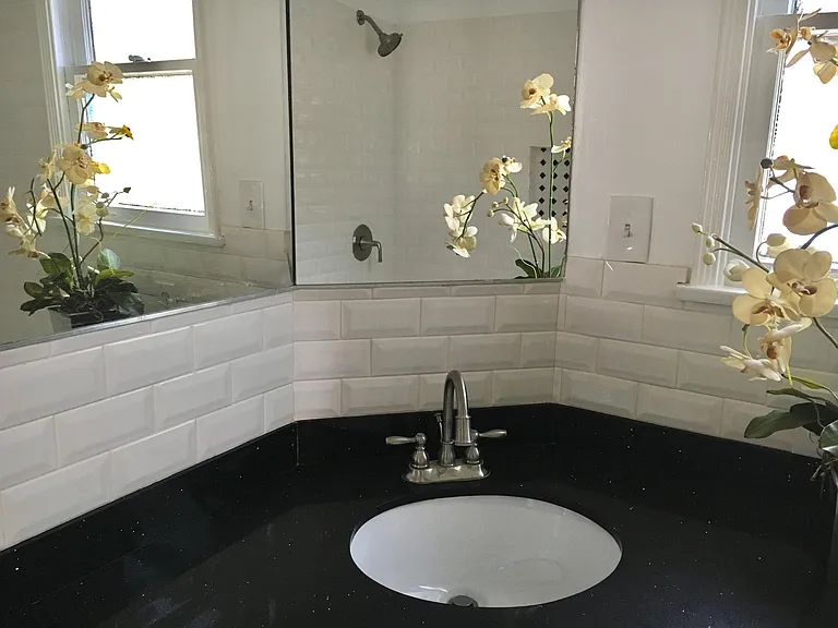 2340 Ashland Ave — Photo 9