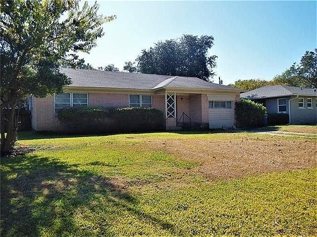 1st image of 1813 Baxley Dr