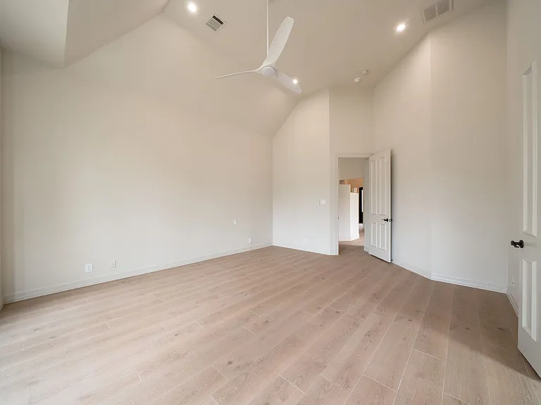 7523 Steeple Dr — Photo 18
