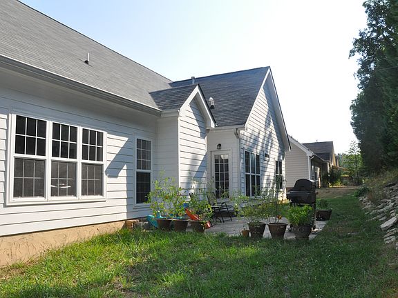 2nd image of 5583 Crooked Creek Dr