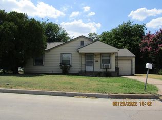 2 NW 28th St, Lawton, OK 73505