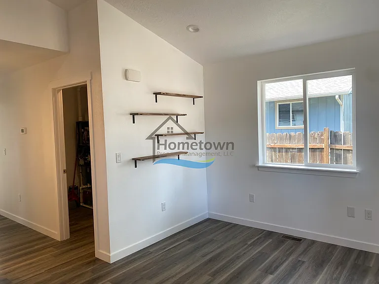 1414 N 13th St — Photo 15