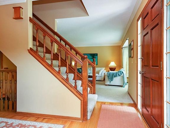 2nd image of 6408 Alexander Ct