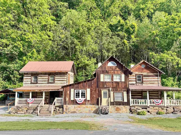 27707 Mountaineer Dr, Seneca Rocks, WV 26884