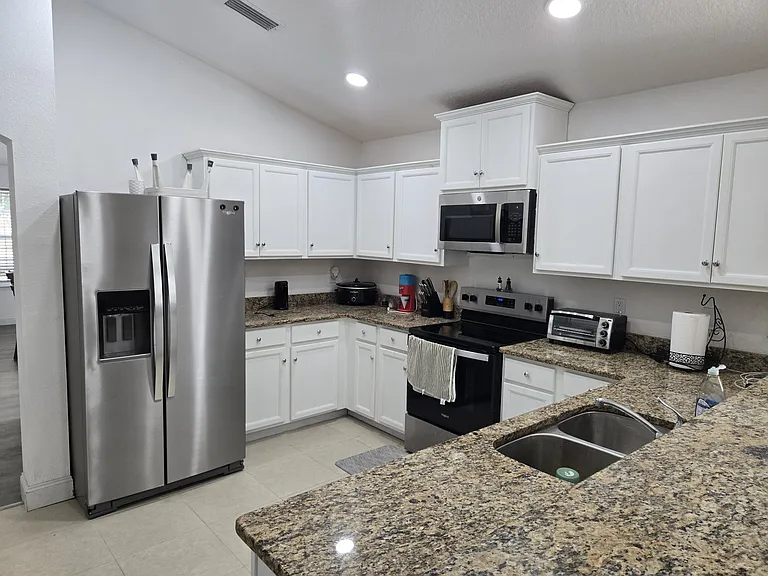 3452 Bradley Creek Pkwy — Photo 1