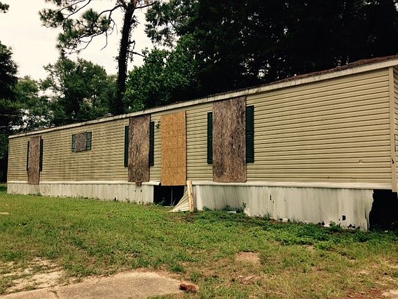 4th image of 322 Americana St